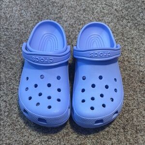 mens/womans purple crocs